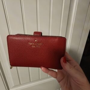 Kate Spade Medium Wallet Leila Pebbled Leather Medium Compact Bifold Wallet
